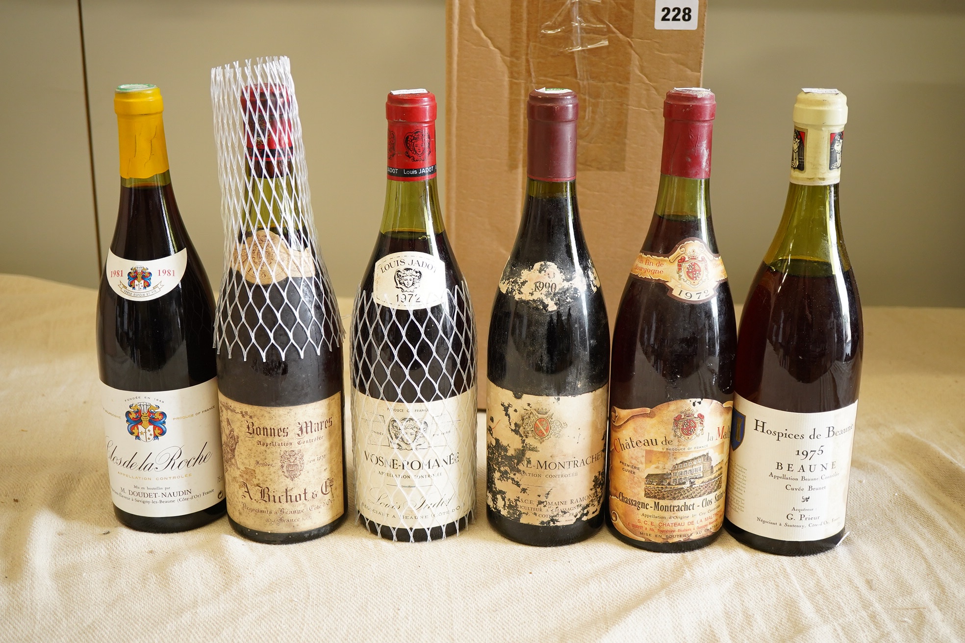 A mixed parcel of Burgundy red wine